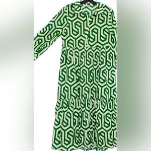 Zara Green and white maxi dress, like new.
